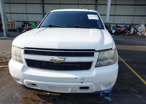 2009 Chevrolet Tahoe Ls z USA, uszkodzony, nr VIN 1GNFC13C49R102334